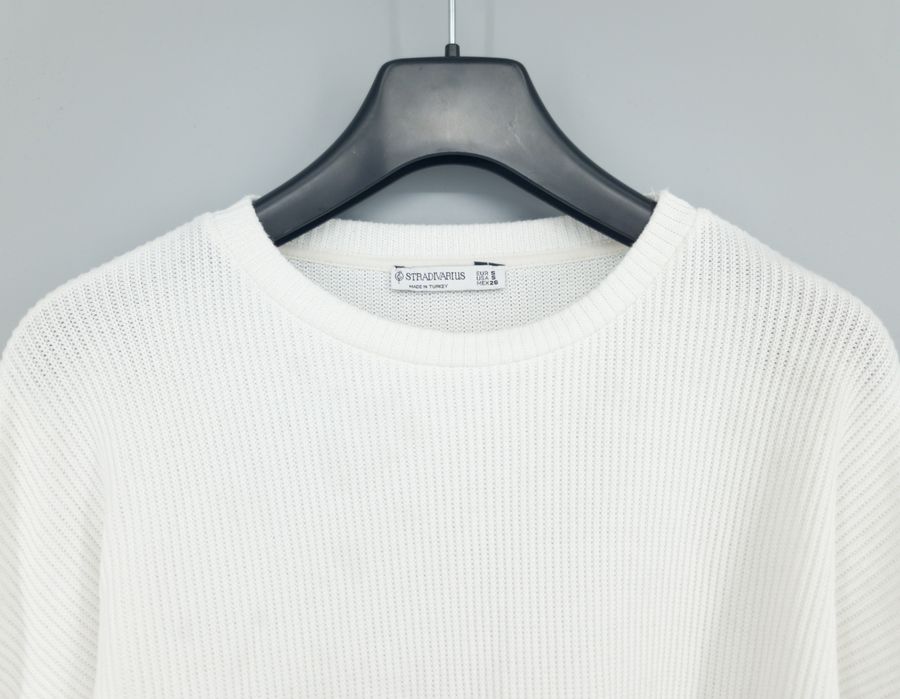 Sweter prosty do bioder Stradivarius S