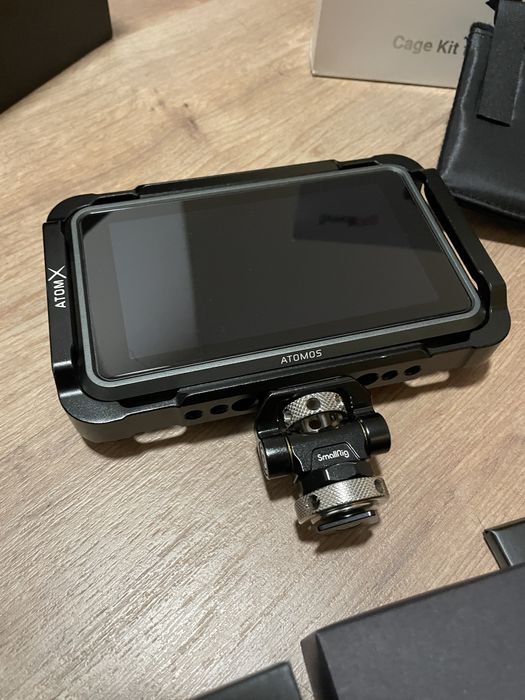 Ecra Atomos Ninja V Plus + Extras
