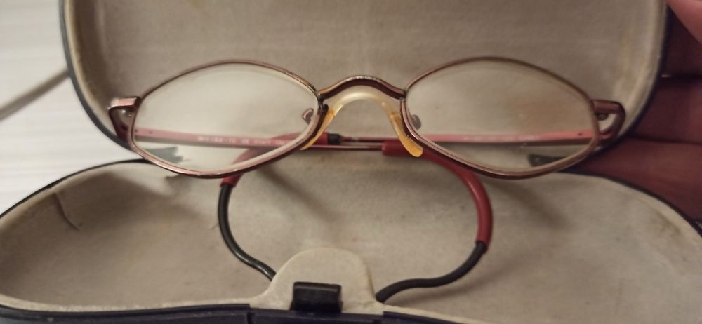Markowe okulary, optyka nadaje się do wymiany