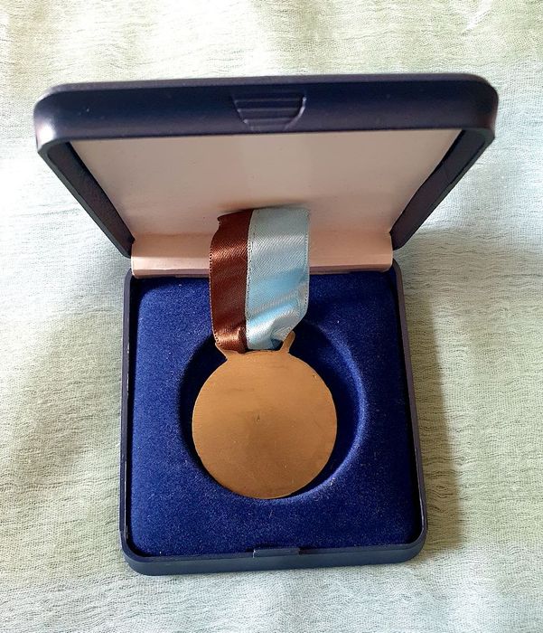 Medalha comemorativa do Colégio Teresiano - Braga