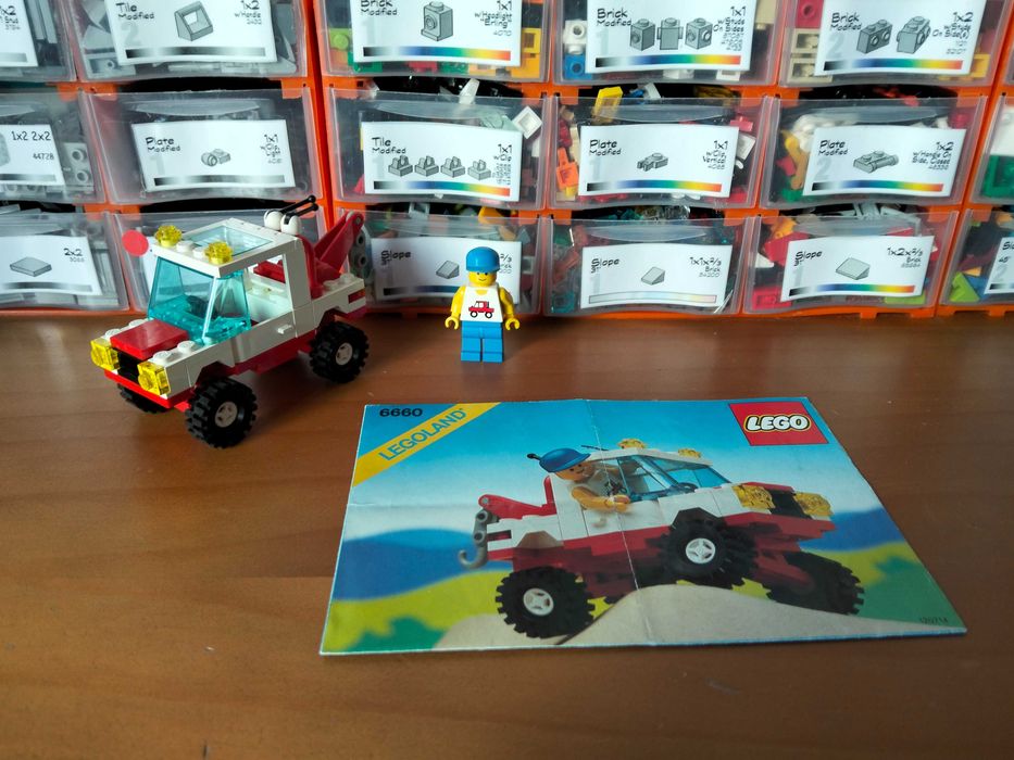 Lego Town 6660 Hook & Haul Wrecker (Hook and Haul Wrecker)
