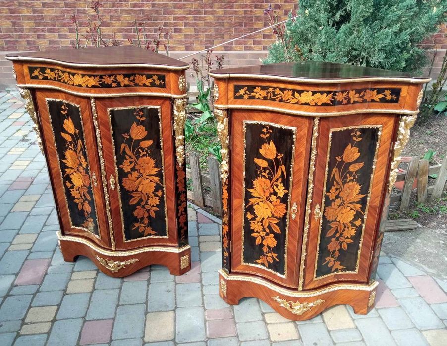 «Угловые тумбы» маркетри, бронза 19 век