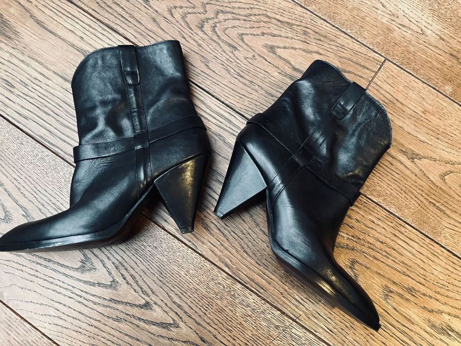 Skórzane botki By o la la