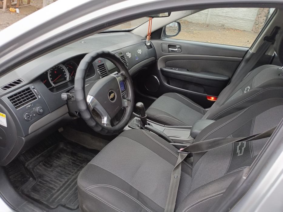 Chevrolet Epica 2.0 рік 2009