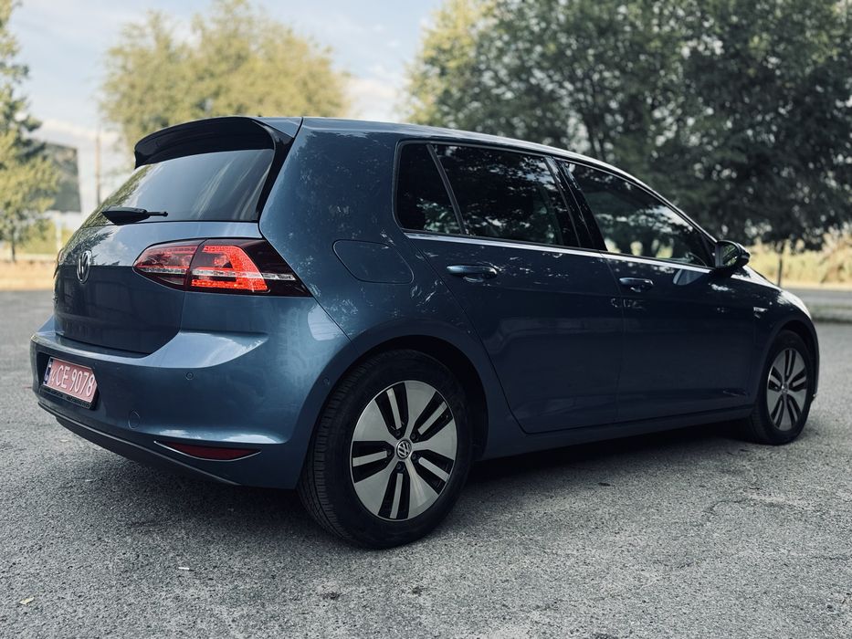 VolksWagen E-Golf