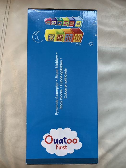 Pirâmide de Cubos