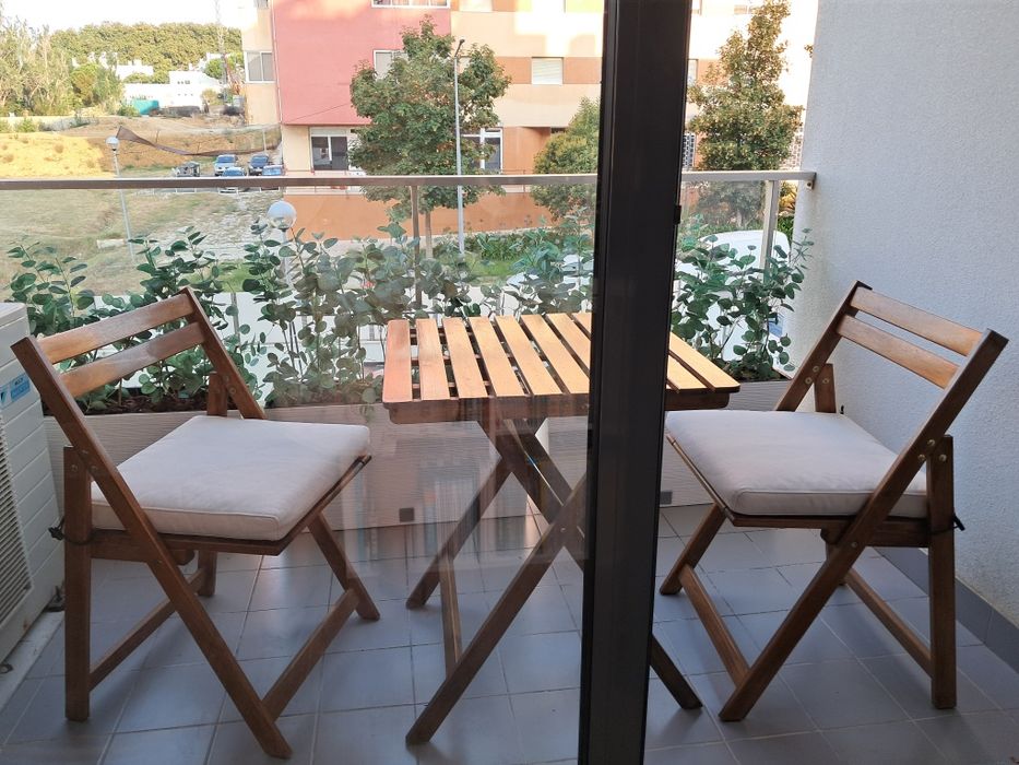 Mesa e 2 cadeiras exterior