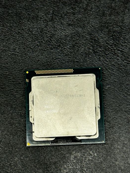 Процесор Intel Xeon E3-1230 v2 3.30 GHz