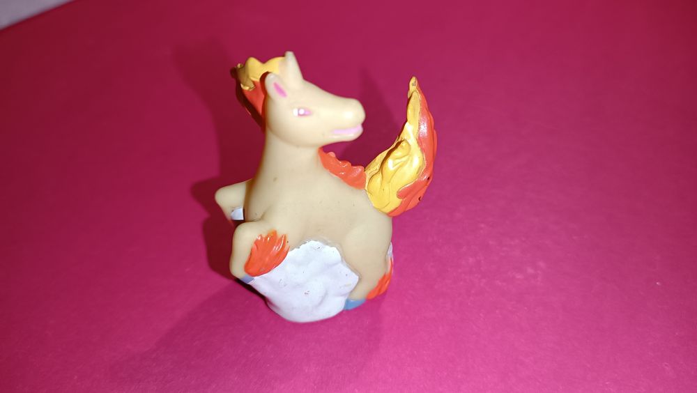 Rare 2006 Nintendo Pokémon Figure64740752924803124