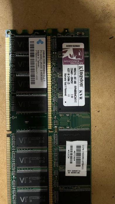 Duas Memorias RAM