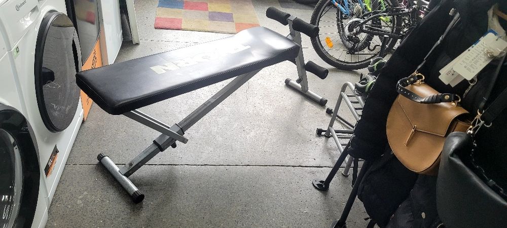 Ławeczka na Brzuszki 2 w jednym.