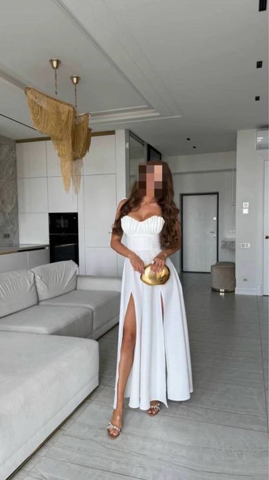 Випускні сукні.Корсетна сукня «Перлина» від бренду Bustier