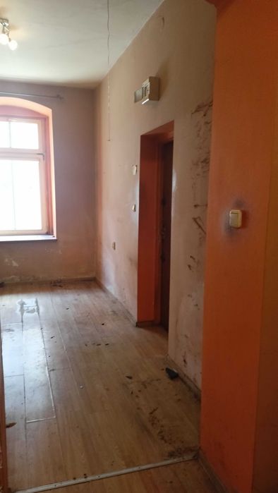 sprzedam mieszkanie gabinet lokal studio do remontu
