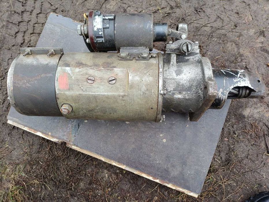 стартер автомобіля краз