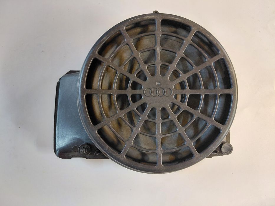 Сабвуфер Audi A4 B8 A5 Bang Olufsen Оригінал 8T0035412D