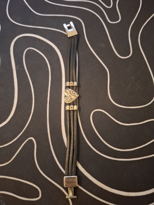 Pulseira tiras de couro