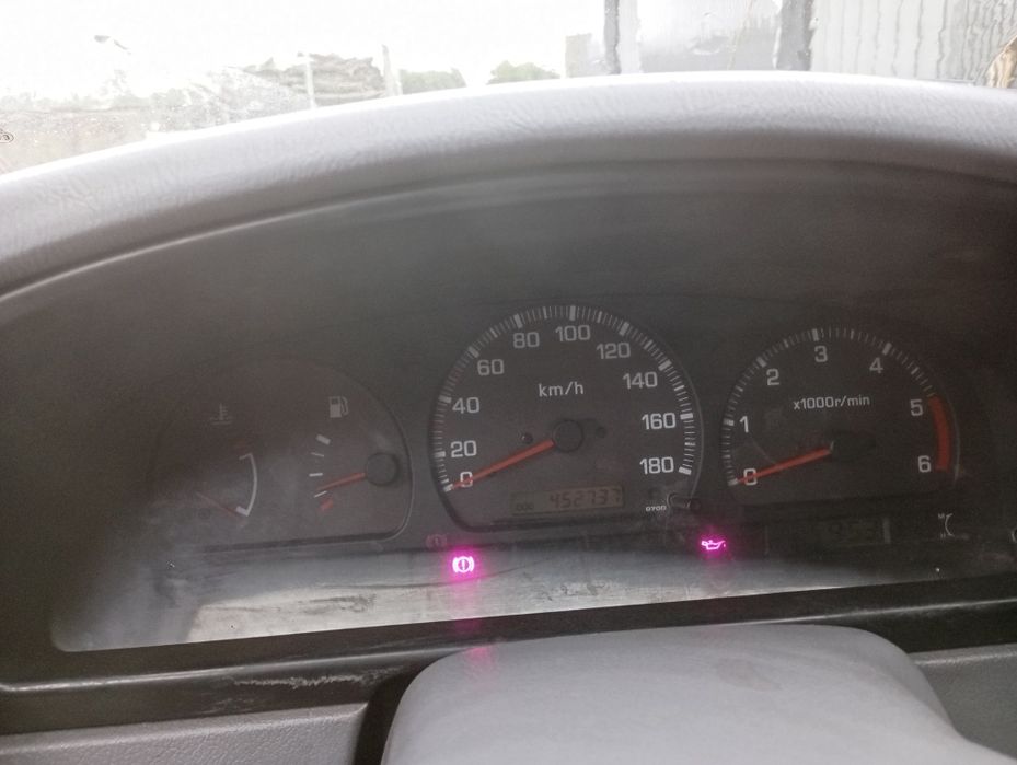 Nissan d22 com báscula