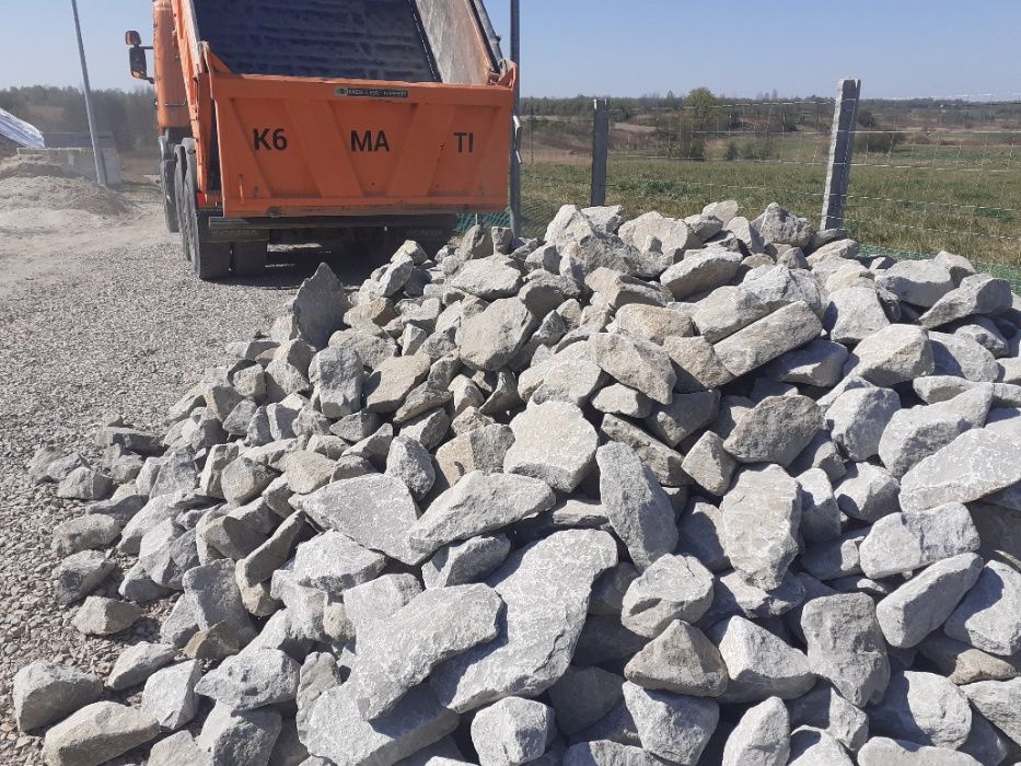 Kamień Bryły Głazy Skalniaki Skarpy Ogrodowy Ozdobny Dekoracyjny Ogród