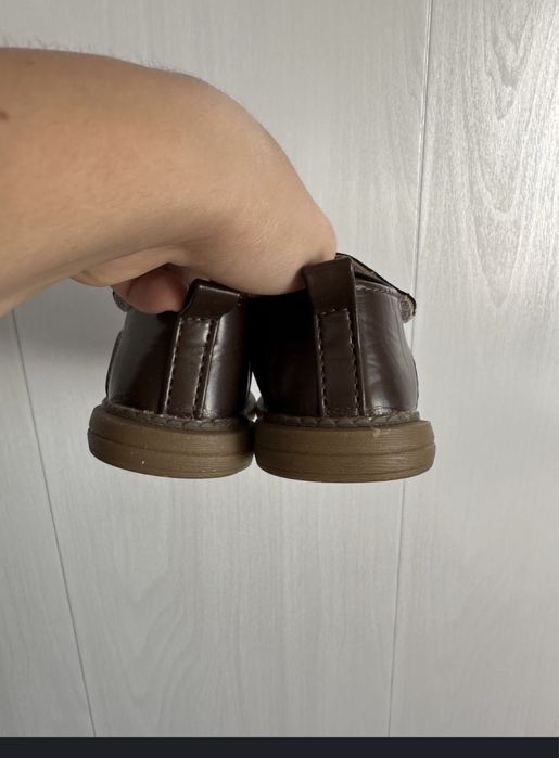 Взуття дитяче 21-22 розмір