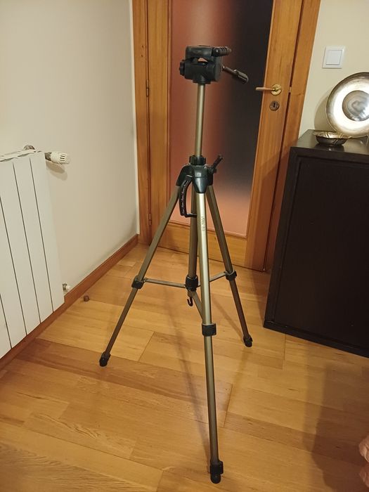 Tripé universal para fotografia e outros