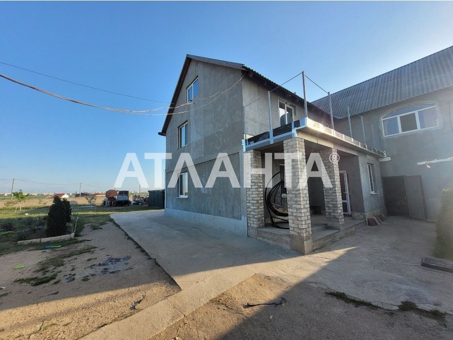 Капитальный двухэтажный дом , 4 комнаты , с. Красноселка