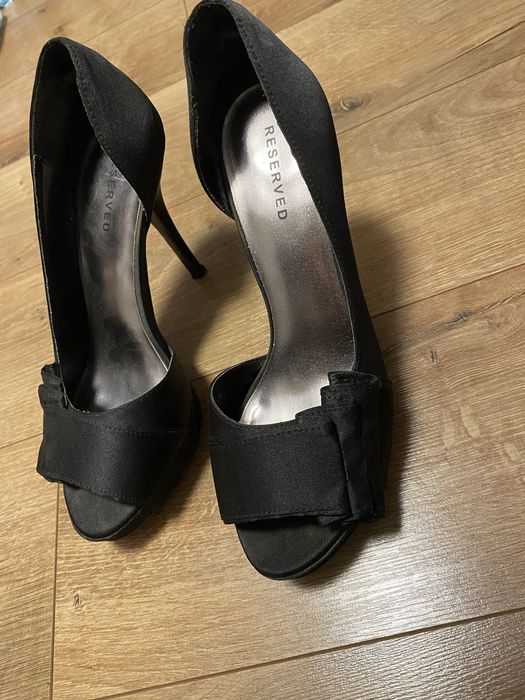 Buty na obcasie/czółenka