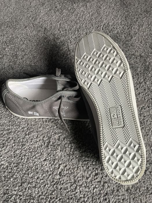 Converse One Star Cinzentas