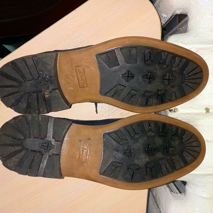 Чоловічі шкіряні туфлі-броги Clark's,43 розмір