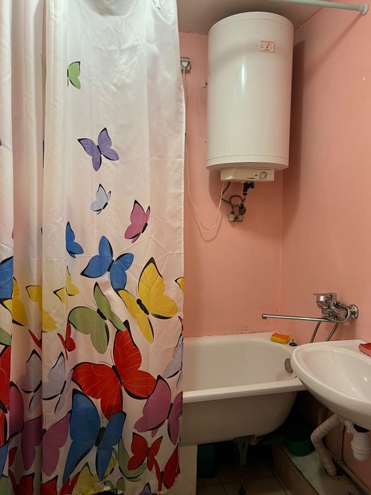 Здам 2 кімнатну (сімейний ринок) N34