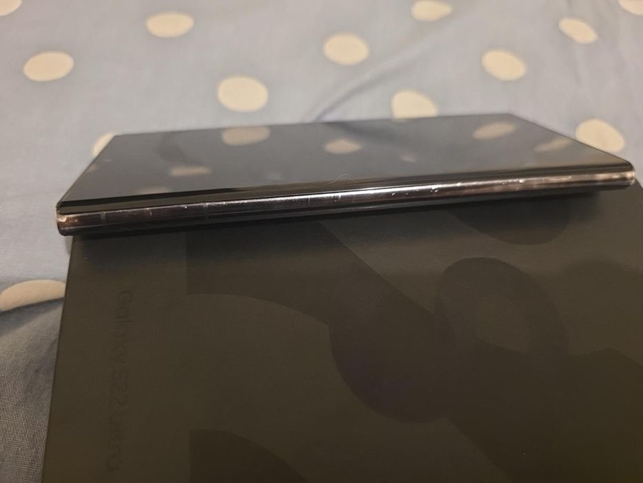 Samsung Galaxy S22 Ultra 256GB / 12GB RAM + S Pen + Caixa