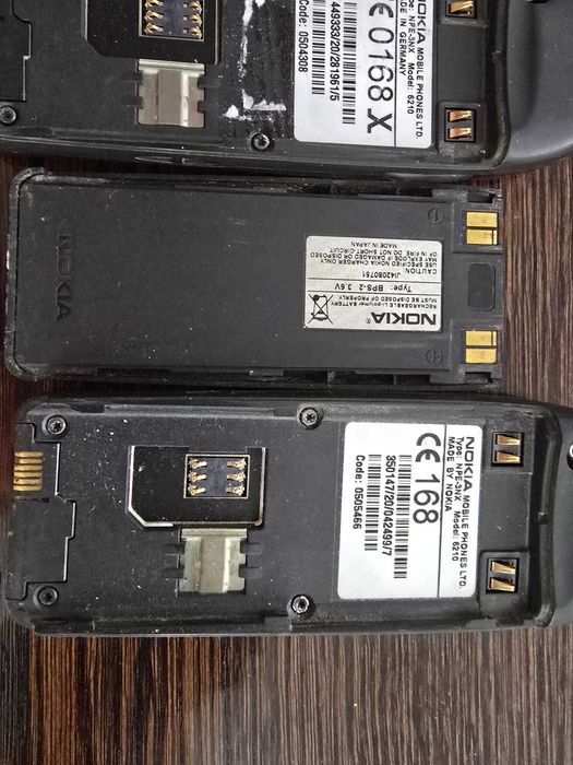 Nokia 6210 3 sztuki sprawne bateria trzyma bez simloca
