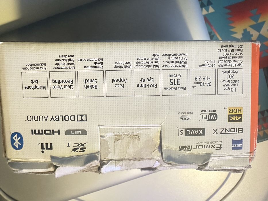 Câmera de Filmar e Fotografia Sony ZV-1