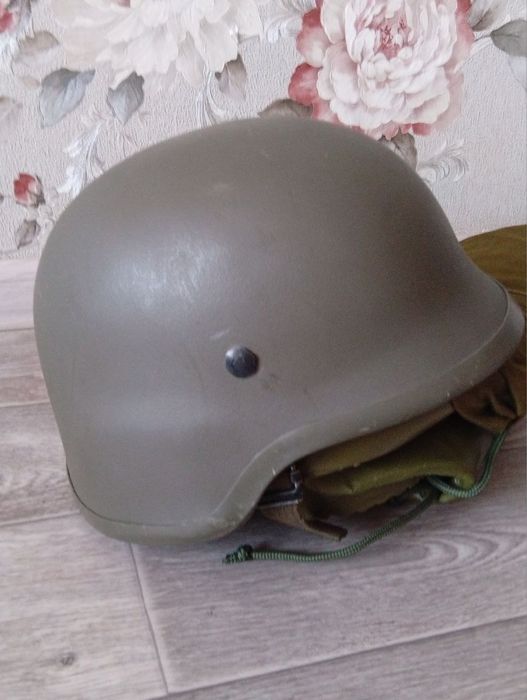 Немецька каска Bundeswehr M92