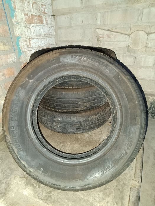 Продам резину 175/70/R14