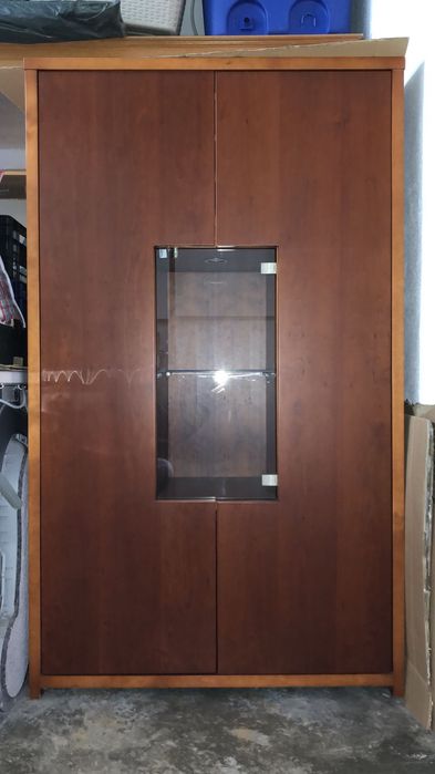 Móvel bar/ garrafeira em madeira