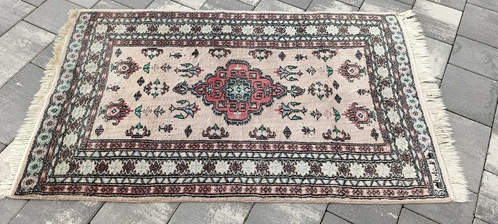 Buchara ręcznie tkany dywan wełniany pakistański piękny 133 x 78 cm