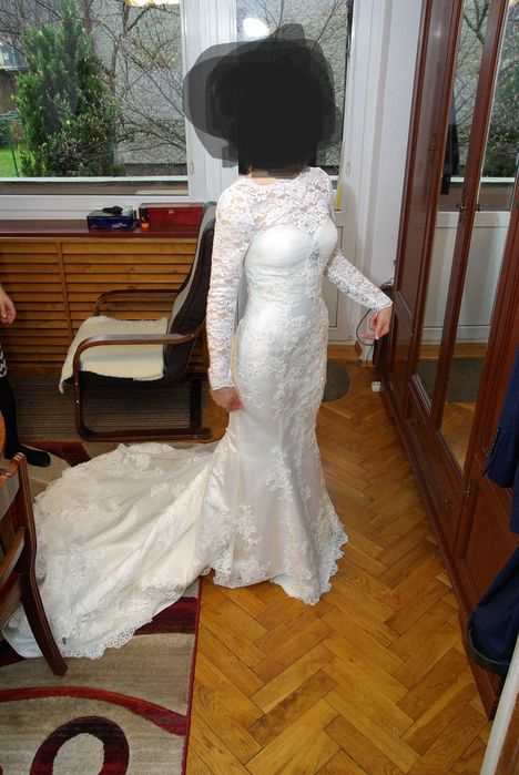 suknia ślubna z trenem syrenka 36
