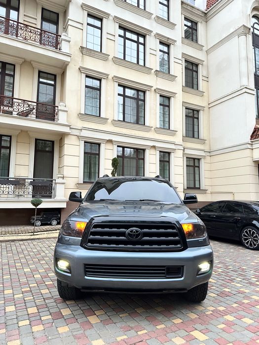 Toyota Sequoia Platinum 2008 газ/бензин