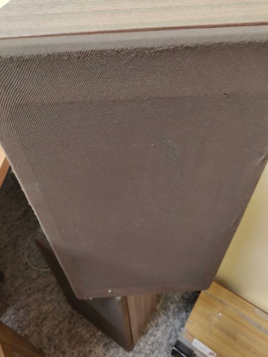 Gramofon Artur z kolumnami