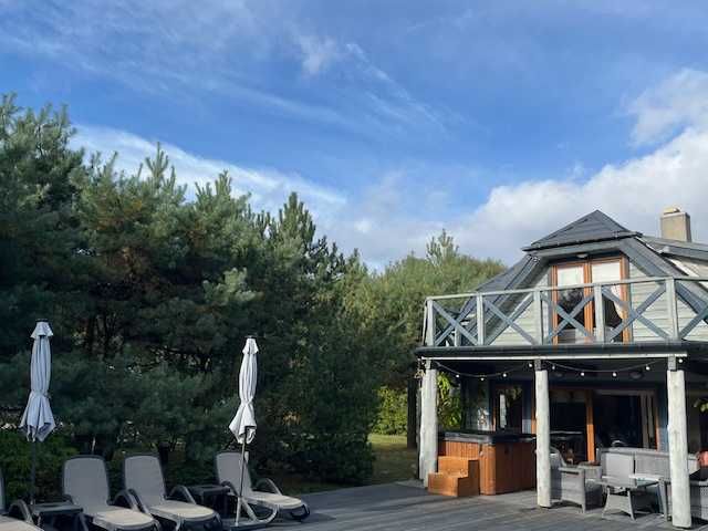 Wynajmę na weekend lub urlop dom nad jeziorem z sauną i jacuzzi.