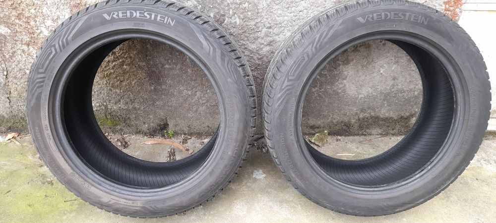Pneus 245/ 45/ 17  muito piso VREDESTEIN  bom estado