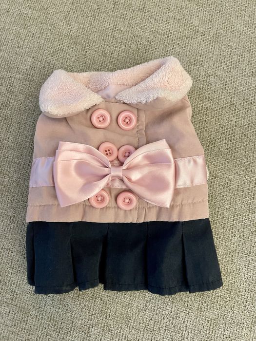 Одежда и аксессуары для собак