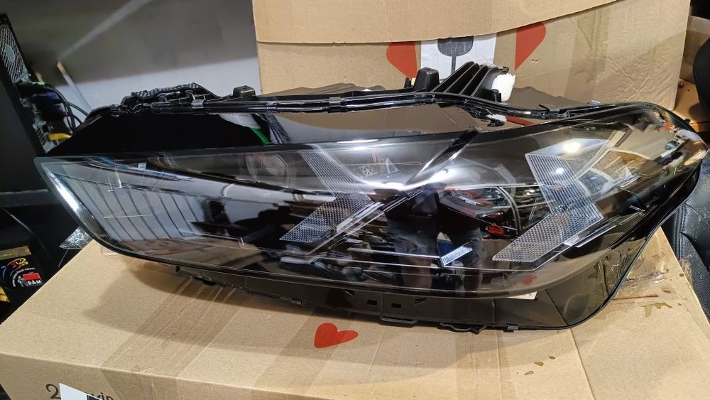 Фара , фарыX5 , X6 BMW G05 G06  бмв г05 ресталинг и до рестайлинга Америка и Европа