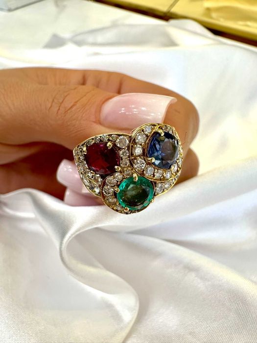 Pierścionek rubin szafir szmaragd diamenty 1.00 CT