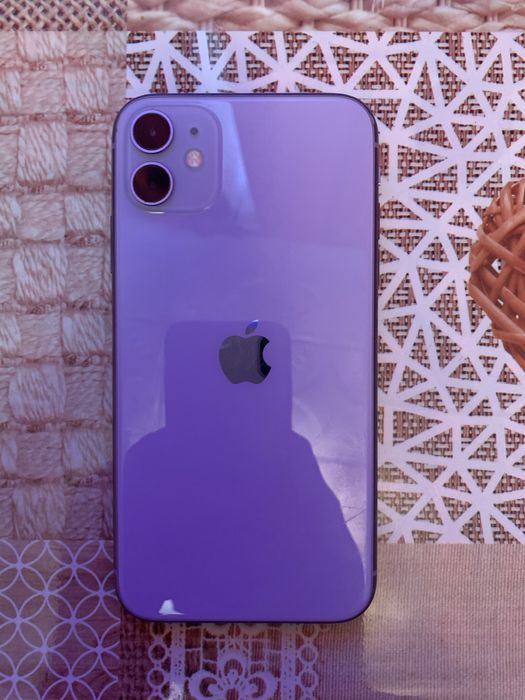 Продам Iphone 11 на 64гб