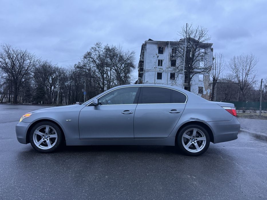 BMW 5 серия 2,2 бензин 6мкпп