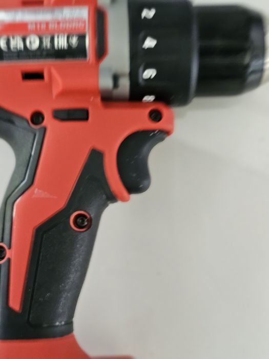 Wiertarko-wkrętarka Milwaukee M18 BLDDRC nowa