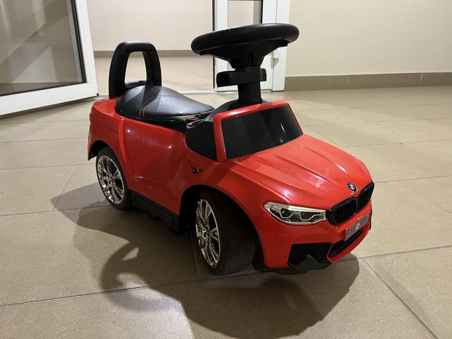 Толокар BMW машинка