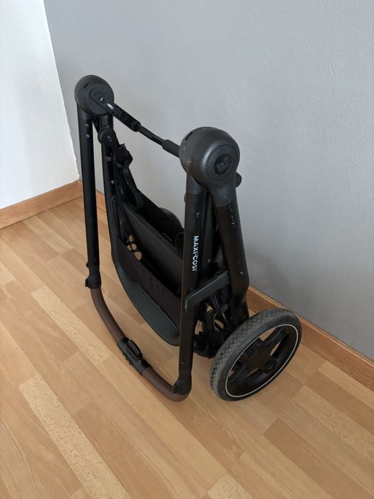 Carrinho Maxi-Cosi Zelia 3 com Ovo + ISOFIX