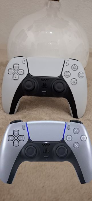 Ps5 slim 1TB c/leitor dvd+2 comandos+2 jogos+headset+dok+grip+garantia